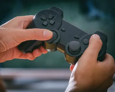 What Makes Certain Players Invert Their Controls? Scientists Now Have Insights, And They Are Not What Your Assumptions